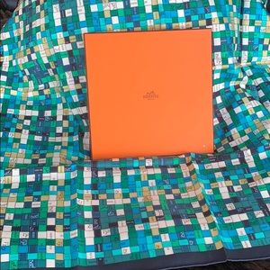 Hermès Silk Scarf NWT and Box - Never Worn